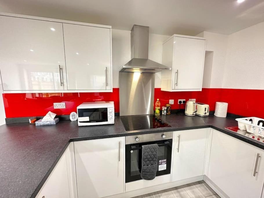 Charming New 2Br Detached House-Central Headington- Wi-Fi, Netflix, Top Location Οξφόρδη Εξωτερικό φωτογραφία