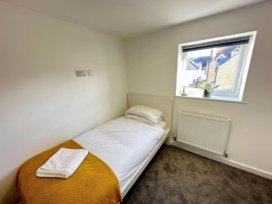 Charming New 2Br Detached House-Central Headington- Wi-Fi, Netflix, Top Location Οξφόρδη Εξωτερικό φωτογραφία