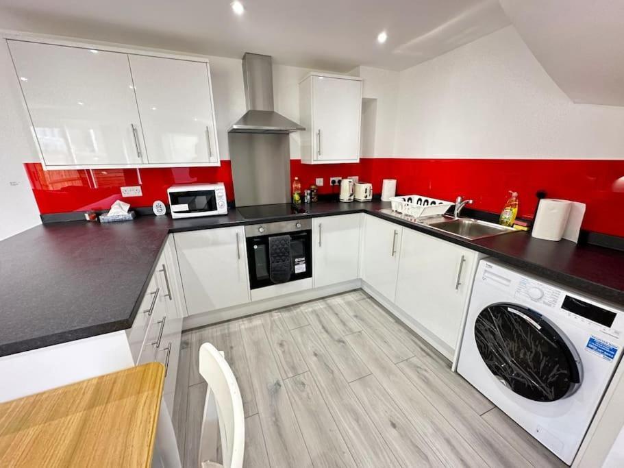 Charming New 2Br Detached House-Central Headington- Wi-Fi, Netflix, Top Location Οξφόρδη Εξωτερικό φωτογραφία