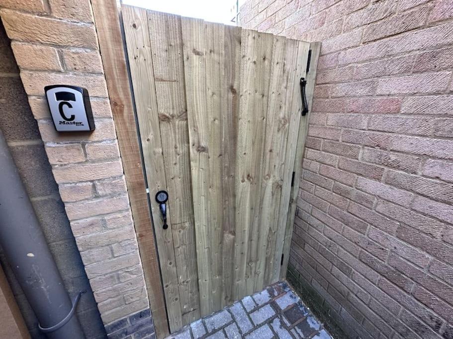 Charming New 2Br Detached House-Central Headington- Wi-Fi, Netflix, Top Location Οξφόρδη Εξωτερικό φωτογραφία