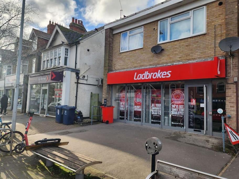 Charming New 2Br Detached House-Central Headington- Wi-Fi, Netflix, Top Location Οξφόρδη Εξωτερικό φωτογραφία